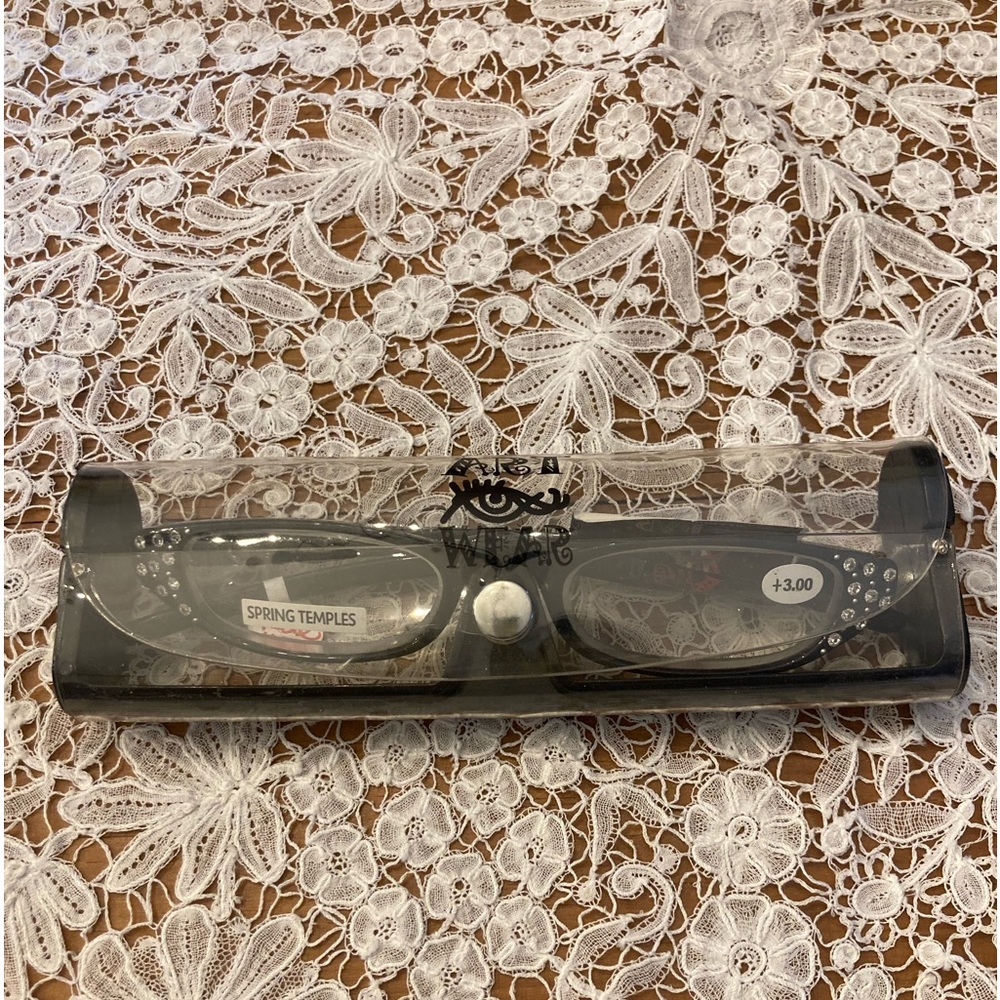 NWT Reading Glasses with Rhinestone Corners +3.00 by Art to Wear So fun! - Picture 2 of 9